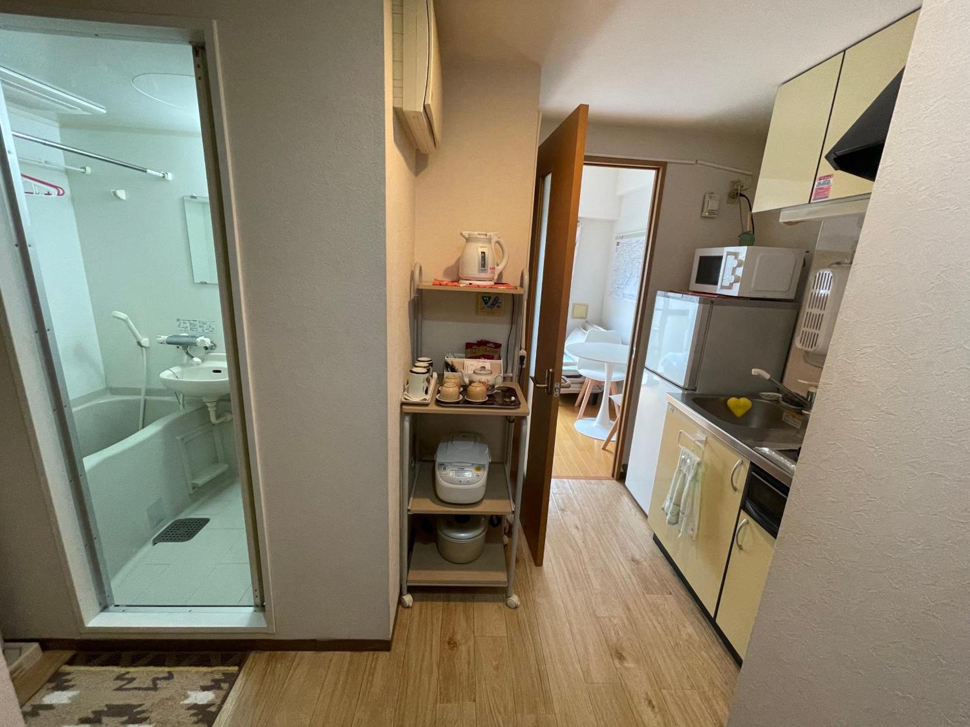 新宿庭院の屋-Shinjuku Garden Home -28 Square Meters King Size Bed Garden Room Tokyo Exterior photo